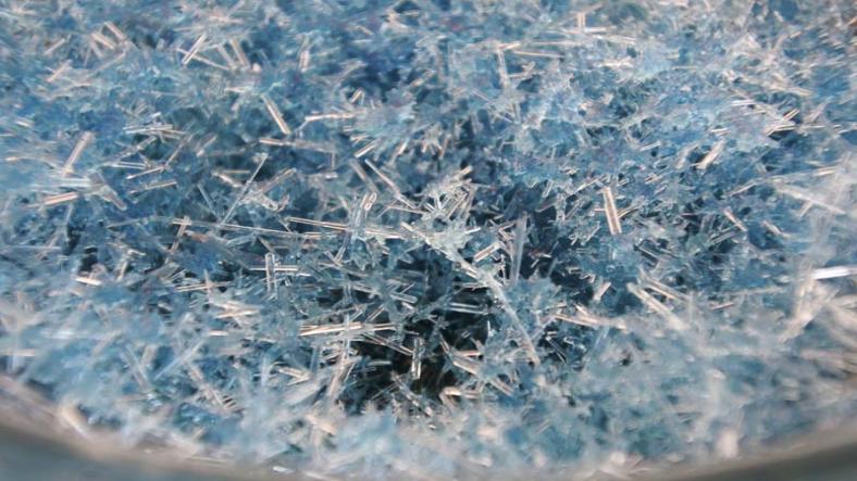 Epsom Salt Crystal Shapes, science experiment for children Epsom Salt Crystal Shapes, science experiment for children
