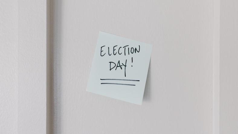 Should people really vote in democracy? Should people really vote in democracy?