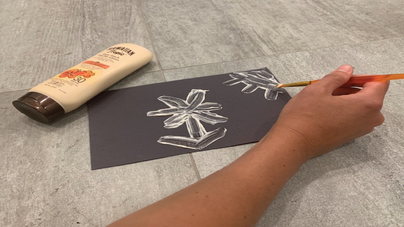 Sunscreen test, science experiment for children Sunscreen test, science experiment for children