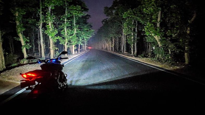 Tips for Night Driving on Motorcycle on Roads and Highways Tips for Night Driving on Motorcycle on Roads and Highways