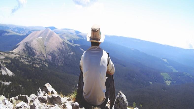 What is some good advice and tips for traveling alone? What is some good advice and tips for traveling alone?